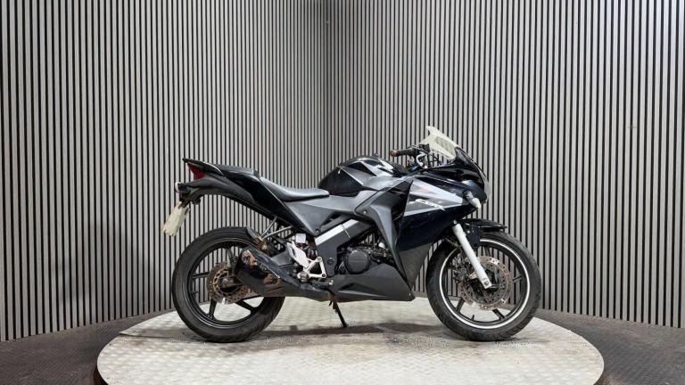 Honda CBR 2012 CBR125 20K GOOD RUNNING MOTOR 125CC SPORTS BIKE