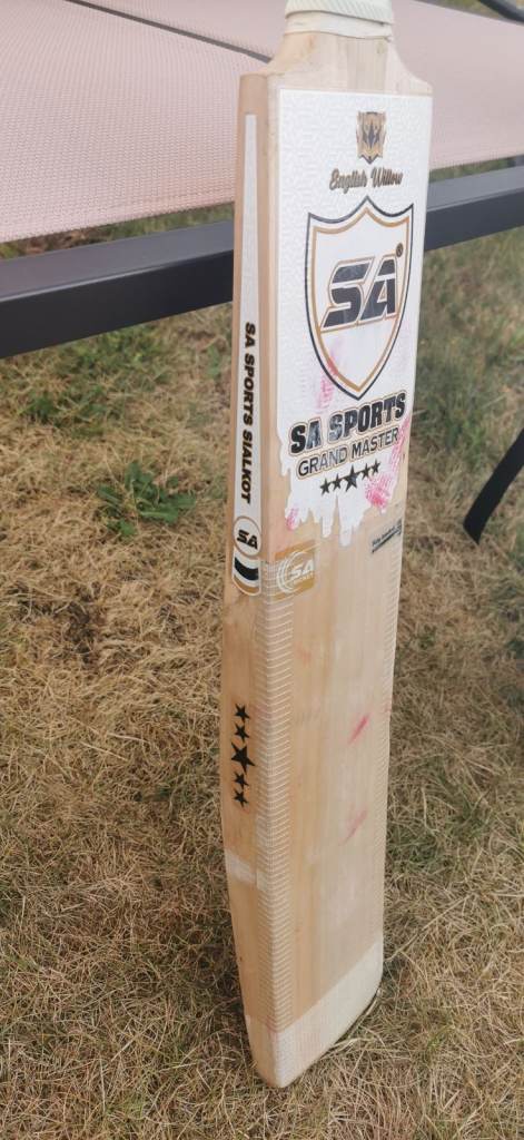 Short handle English Willow cricket bat 