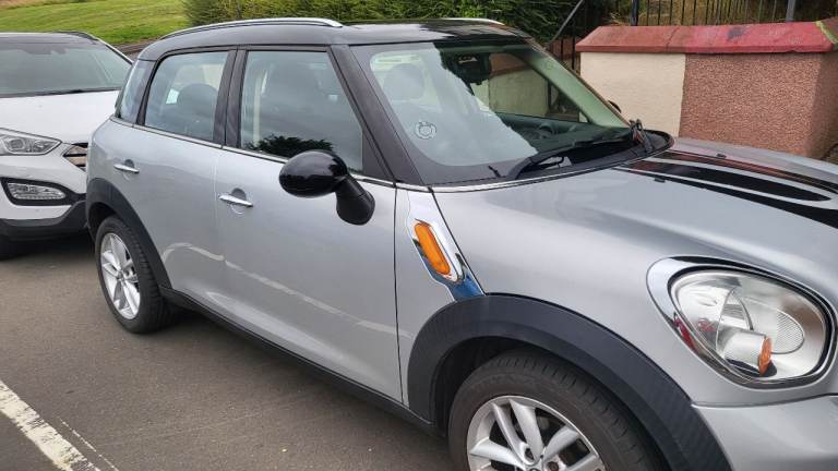Mini, COUNTRYMAN 1.6 diesel 30 a year road tax 5 doors quick sale 1500 bargain 