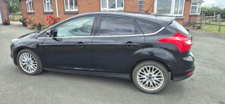 Ford, FOCUS, Hatchback, 2012, Manual, 1560 (cc), 5 doors