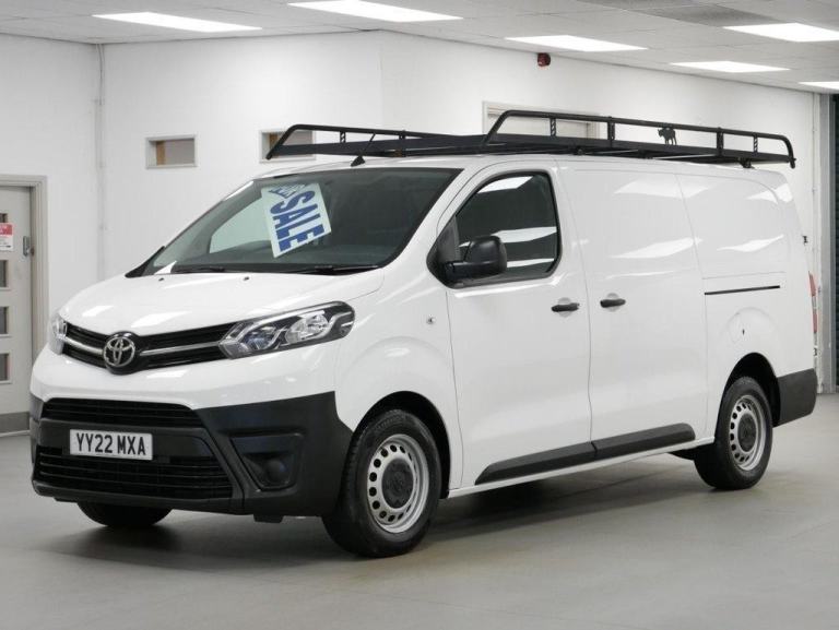 2022 TOYOTA PROACE 2.0 D 140 BHP L2 LONG ACTIVE EDITION 6 DOOR ( AIR CON )
