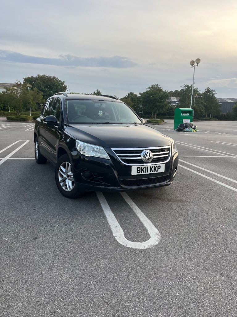 Volkswagen, TIGUAN, Estate, 2011, Manual, 1968 (cc), 5 doors