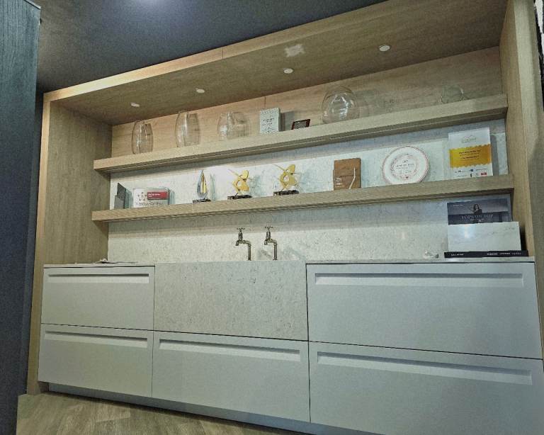 Ex-Display German Kitchen to clear - Ultra High Specification