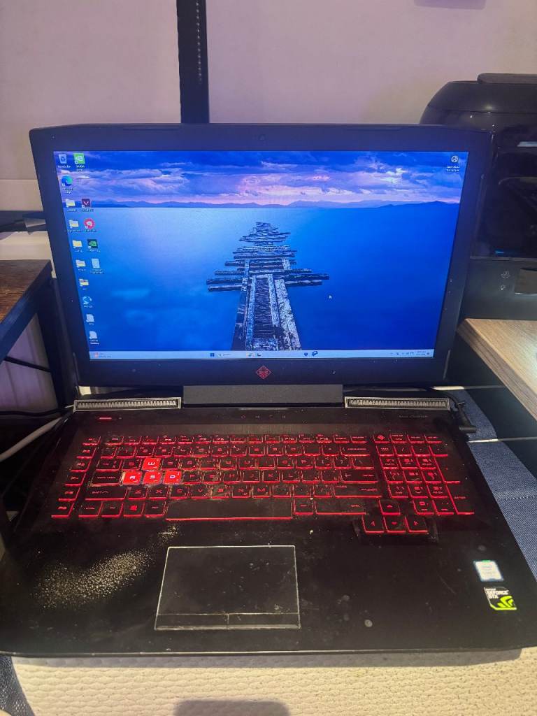 HP OMEN 17 Gaming Laptop GTX 1050 Ti i7 12GB RAM