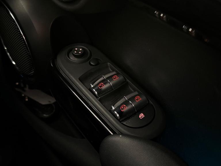 2019 MINI Hatch 1.5 Cooper Exclusive Euro 6 (s/s) 5dr HATCHBACK Petrol Manual