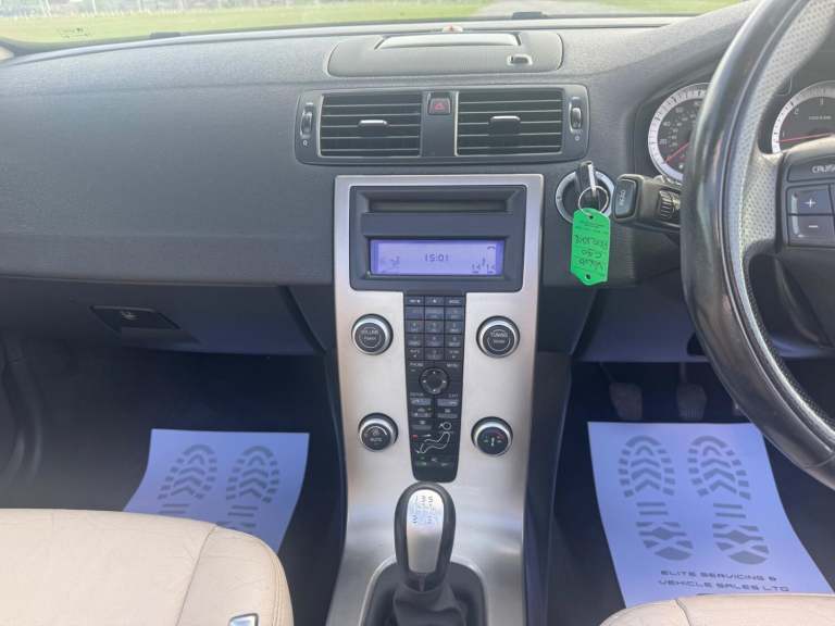 VOLVO C70 2.0 D3 SE Lux 2010