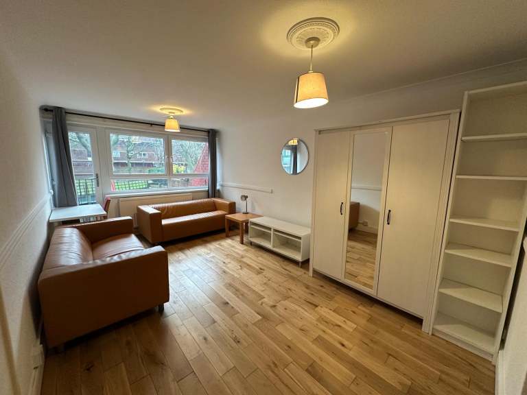 3 bedroom flat in 3 Bedroom Flat – Tayport Close, Islington N1