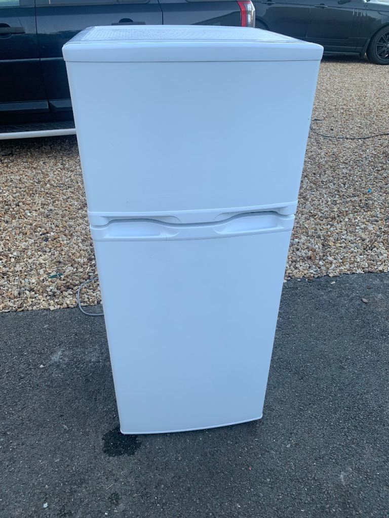 Fridge freezer excellent condition DELIVERY AVAILABLE TODAY
