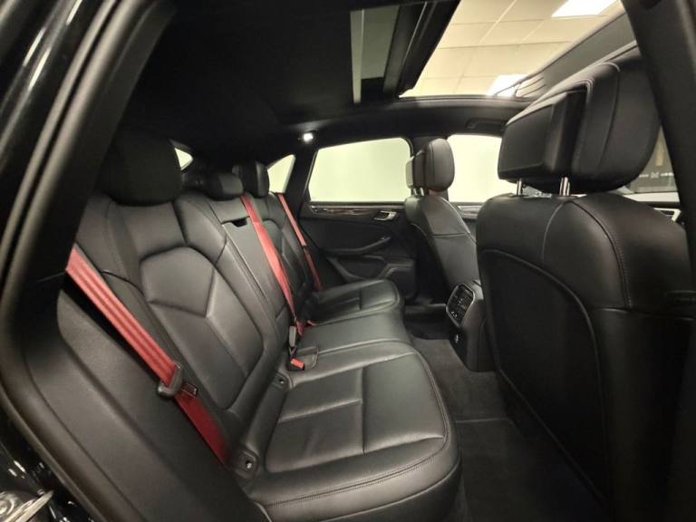 2022 M PORSCHE MACAN 2.9T V6 S SUV 5DR PETROL PDK 4WD EURO 6 (S/S) (380 PS)