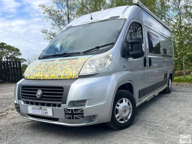 2011 Trigano Tribute 665 - 3 berth. 4 belts. 