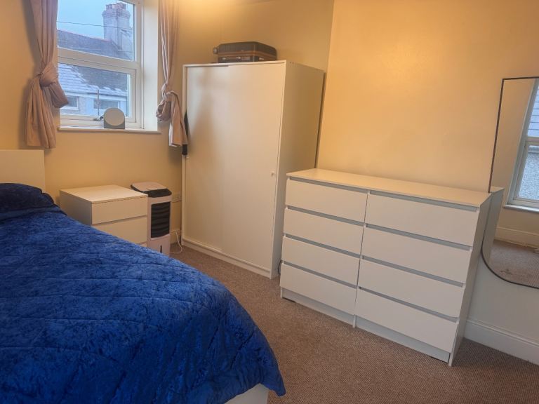 Room for rent 
