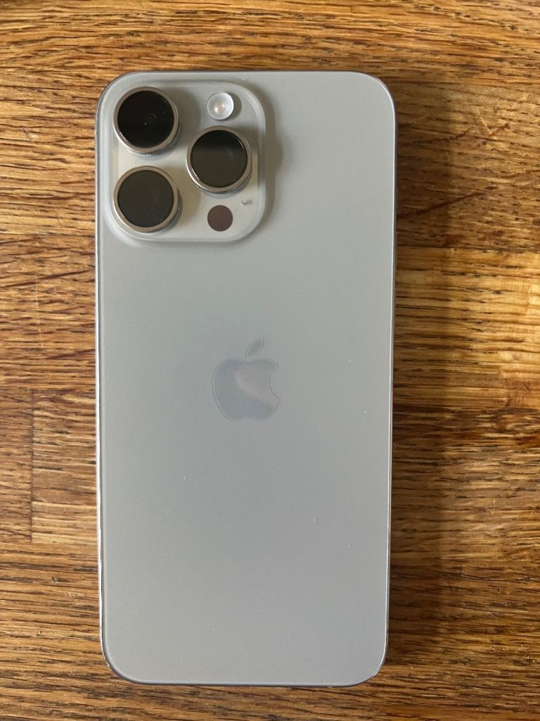 iPhone 15 Pro Max Natural Titanium 1TB (Unlocked)