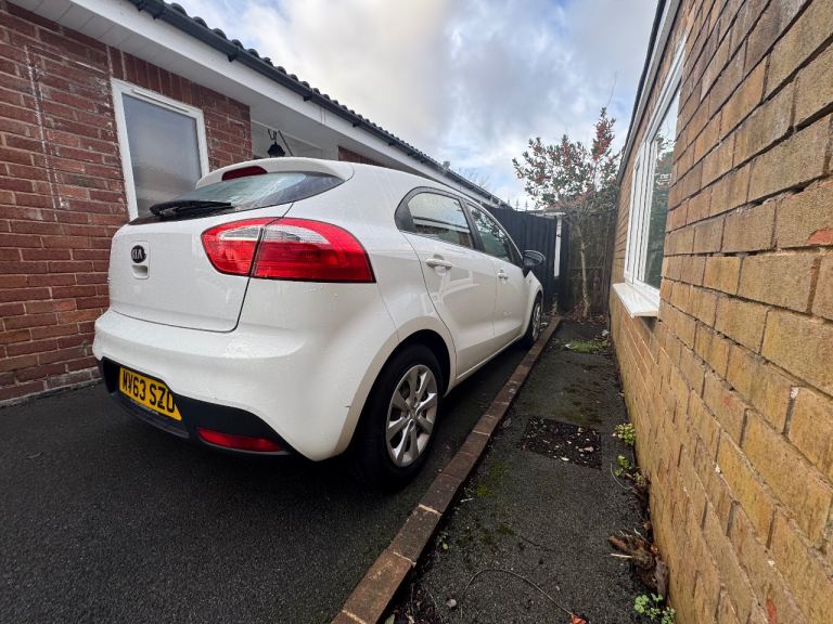 Kia, RIO, Hatchback, 2013, Manual, 1248 (cc), 5 doors