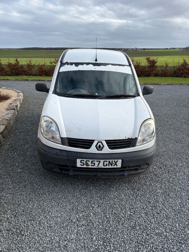 Renault kangoo 2007 spares or repair