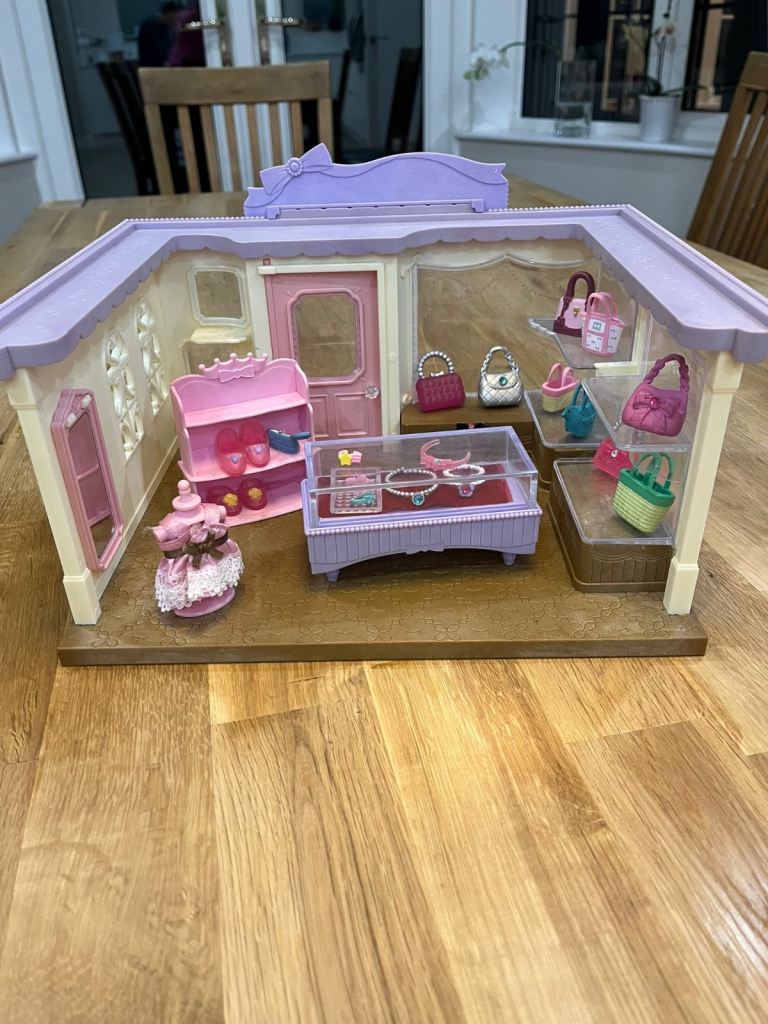 image for Sylvanian Families Boutique, Sylvanian Families Town Ride Along Tram for sale