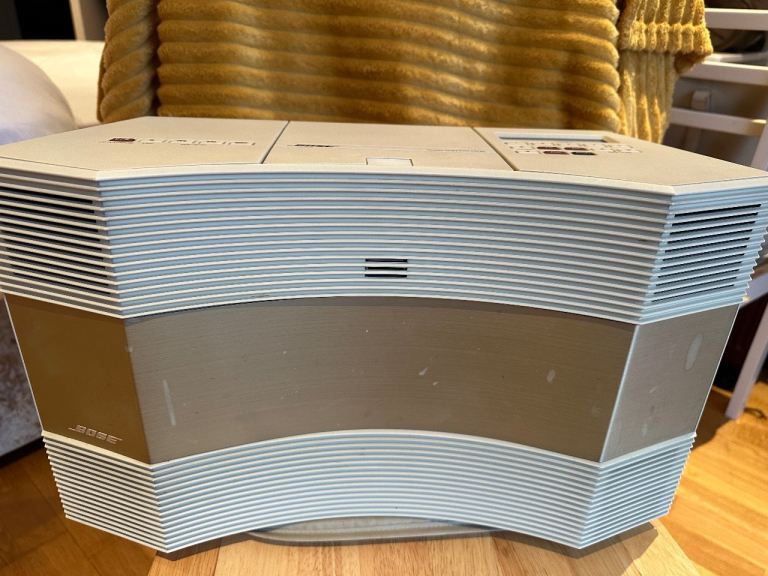 image for BOSE Radio sell or exchange iPhone 