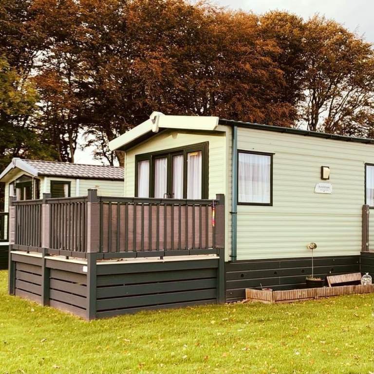 Lovely caravan with spectacular views 