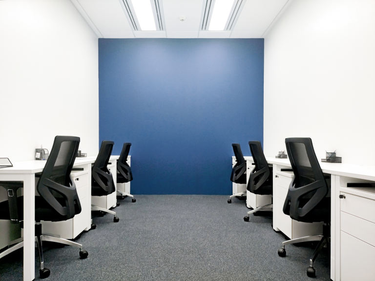 Leeds - LS286LE \ Large Office for Rent Configured for Your Team