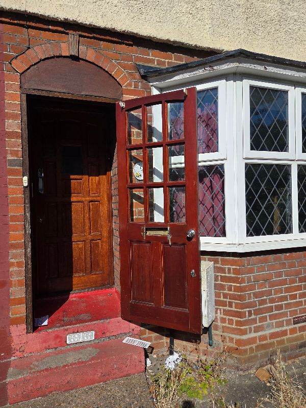 Delightful, Spacious 2 bedroom house in Norbury