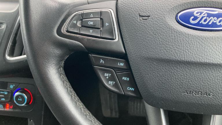 2016 Ford Focus 1.0 EcoBoost 125 Titanium X 5dr Petrol Hatchback Hatchback Petrol Manual