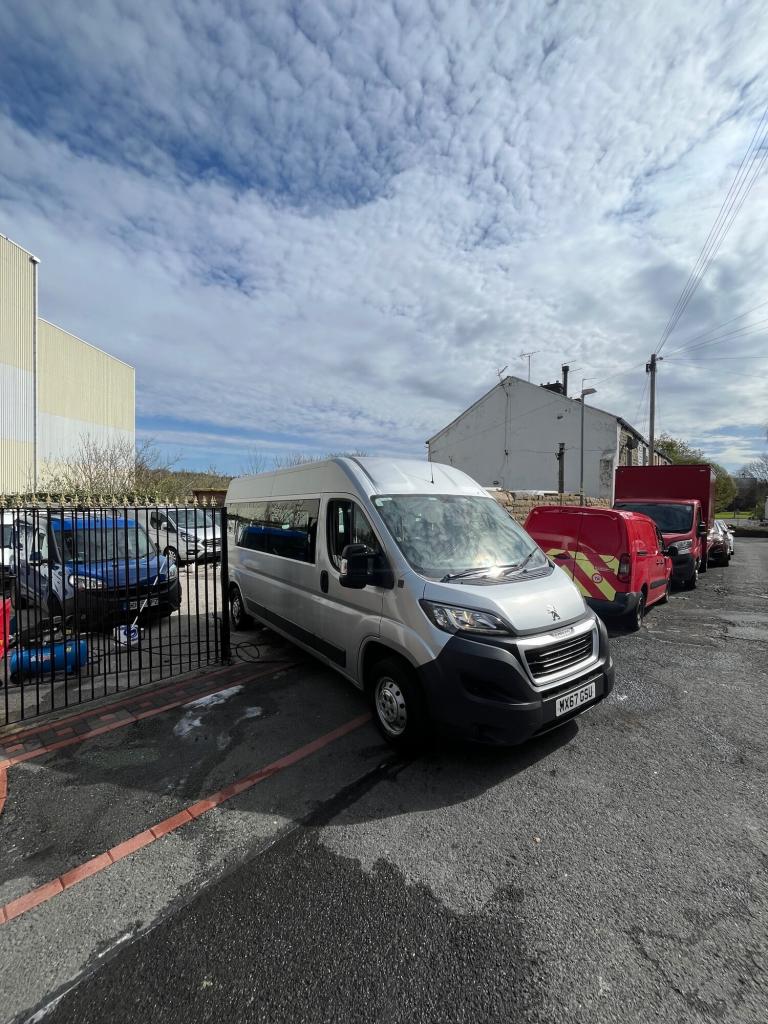 2017 Peugeot Boxer 2.0 BlueHDi H2 Window Van 130ps WINDOW VAN Diesel Manual