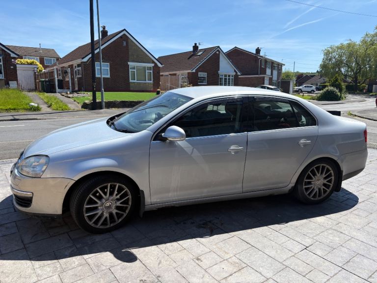 Volkswagen, JETTA, Saloon, 2006, Semi-Auto, 1968 (cc), 4 doors