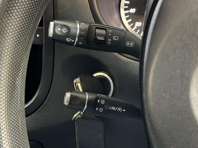 2015 Mercedes-Benz Vito 114CDI BlueTec Crew Van PANEL VAN DIESEL Automatic