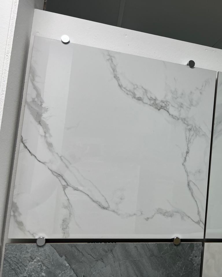 White gloss marble effect Porcelain tiles 600x600 for wall and floor 