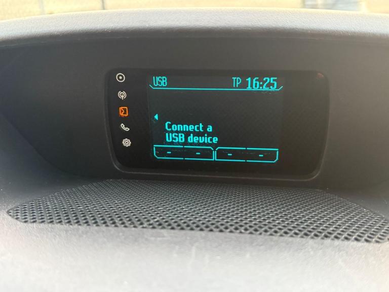 2017 Ford Transit 2.2 TDCi 125ps H2 15 Seater Trend NA DIESEL Manual