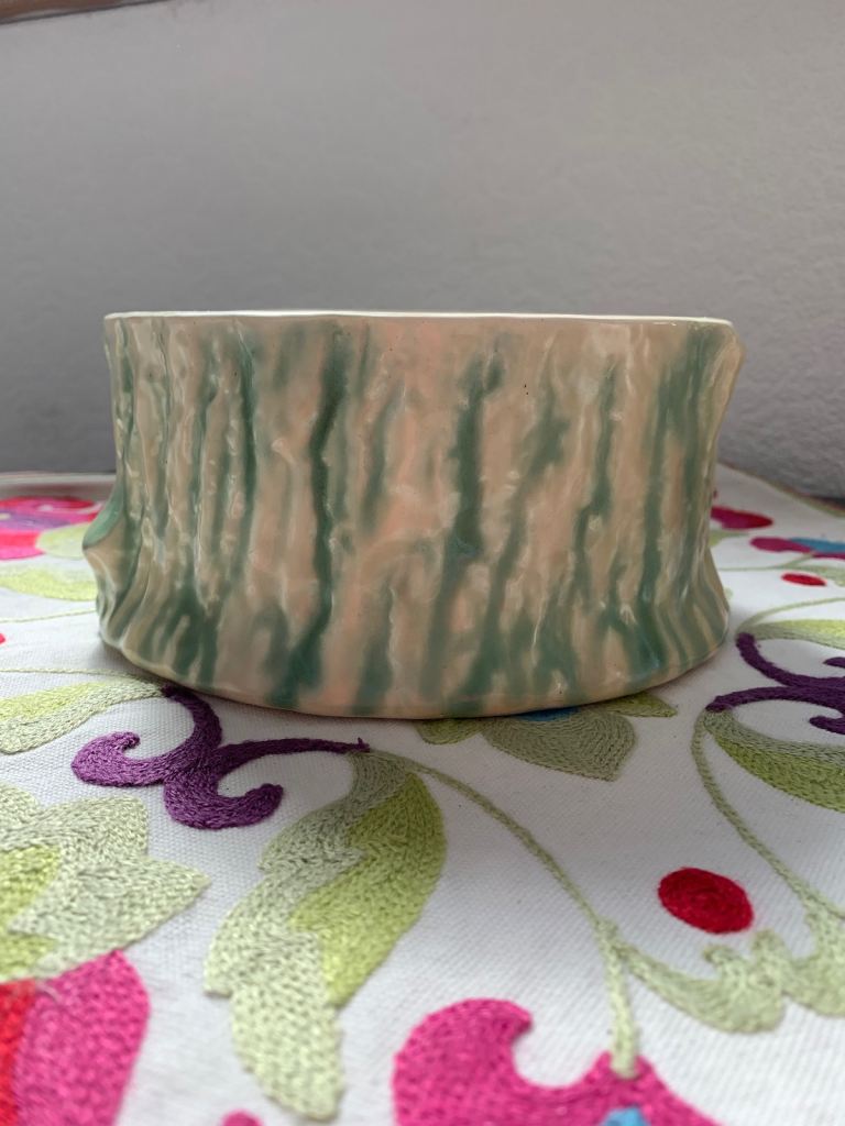 Bark effect plant bowl