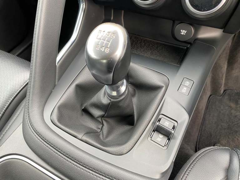 2019 19 REG JAGUAR E-PACE S 2.0TDi AWD DAMAGED REPAIRABLE SALVAGE