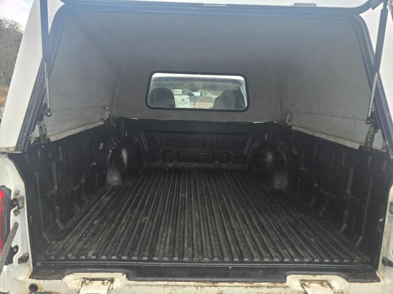 2015 Mitsubishi L200 Double Cab DI-D 4Life 4WD 134Bhp [2010] PICK UP Diesel Manual