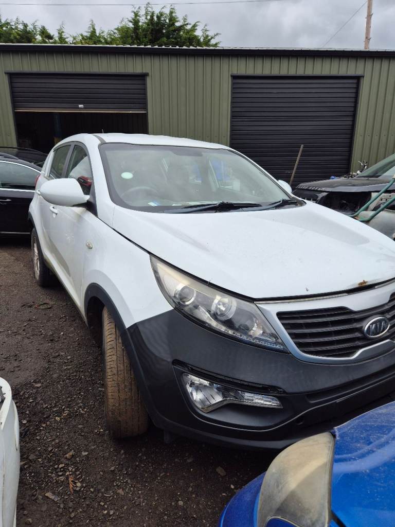 2012 KIA SPORTAGE 1.6 16V PETROL BREAKING FOR PARTS