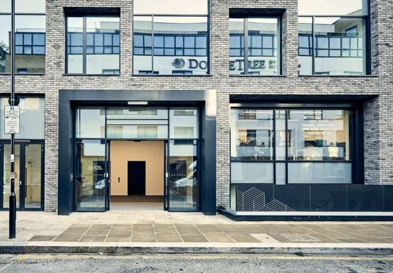 Angel Serviced Offices - Sizes From 3 to 400 Desks - Flexible Furnished Spaces N1
