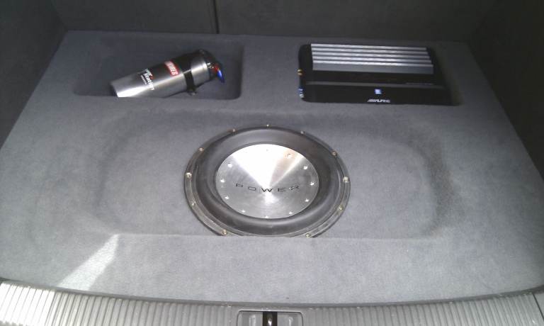 Rockford Fosgate Power T1 Sub / Subwoofer, Alpine Amp Amplifier, Power, cap car stereo