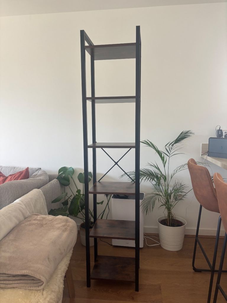 Bookcase / Shelving Unit
