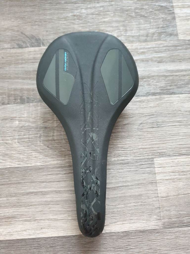 Bicycle saddle, memory foam bike saddle. New - Carrera bike seat
