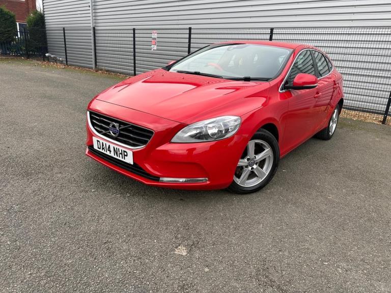 2014 Volvo V40 1.6 D2 SE Euro 5 (s/s) 5dr HATCHBACK Diesel Manual