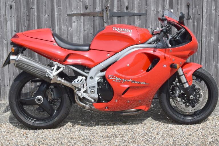 Triumph Daytona 955i (Gen1, T595 type, 3 owners, 12500 miles) 1999 T Reg *VIDEO*