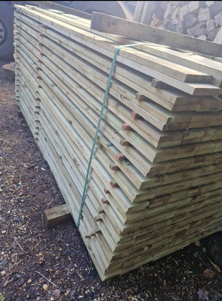 8 foot femcing slats £3