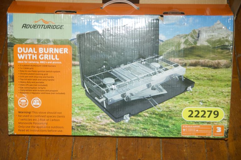 STOVE BRAND NEW ADVENTURIDGE TWIN STOVE WITH GRILL AND FULL 907 GAS TANK
