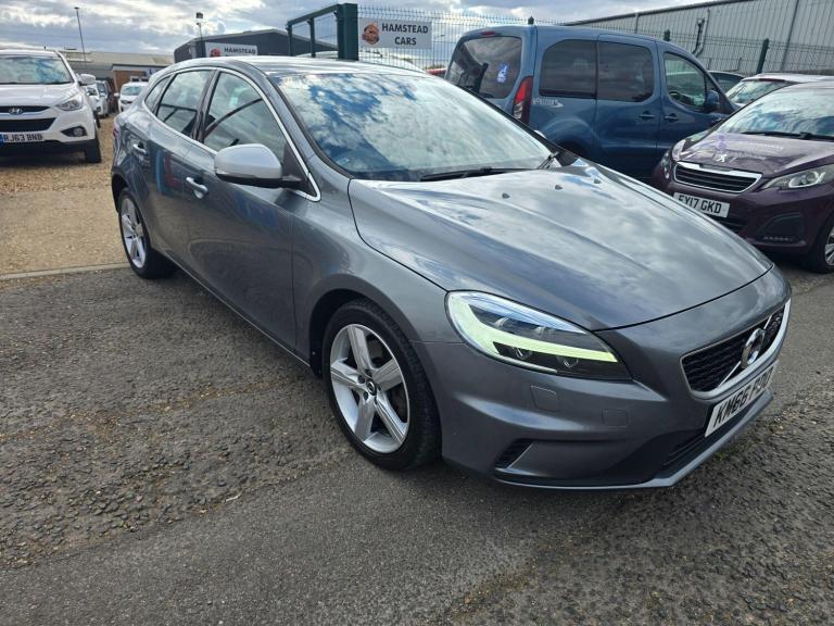 2016 Volvo V40 D2 [120] R DESIGN 5dr Geartronic HATCHBACK DIESEL Automatic