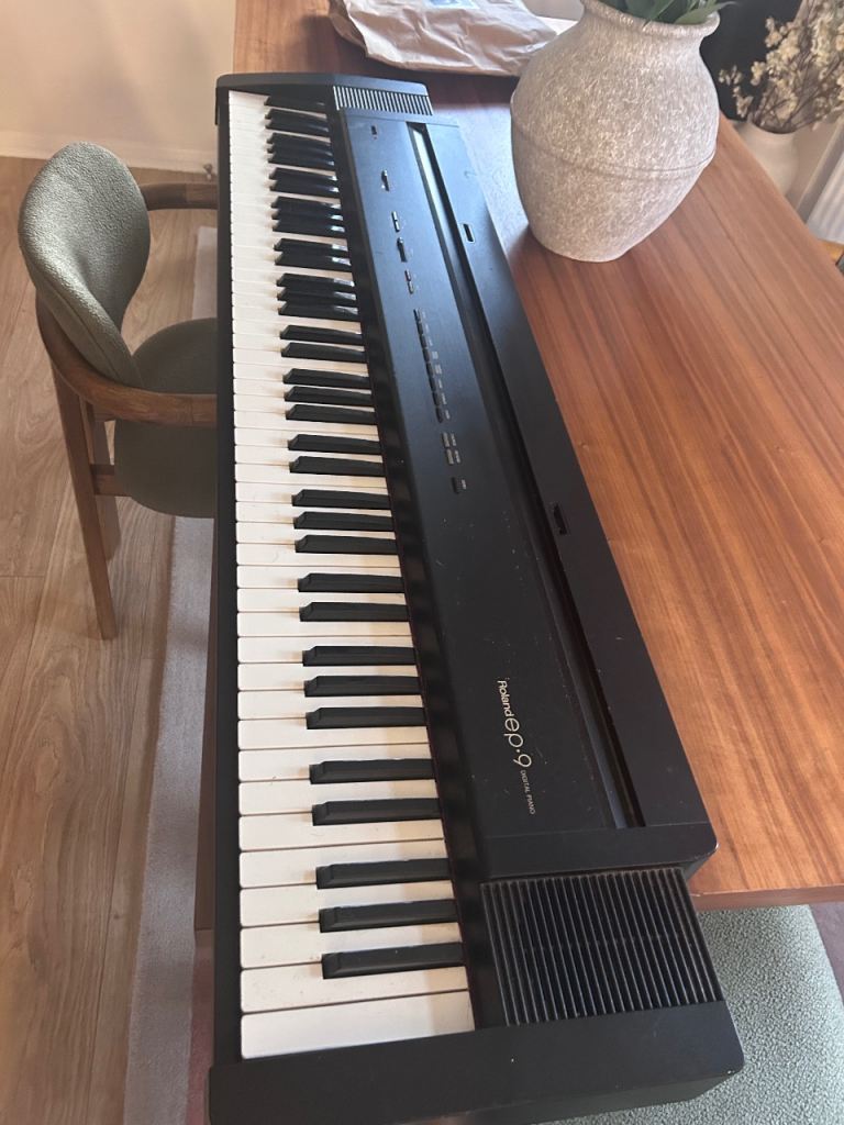 Roland EP.9 Digital Piano 