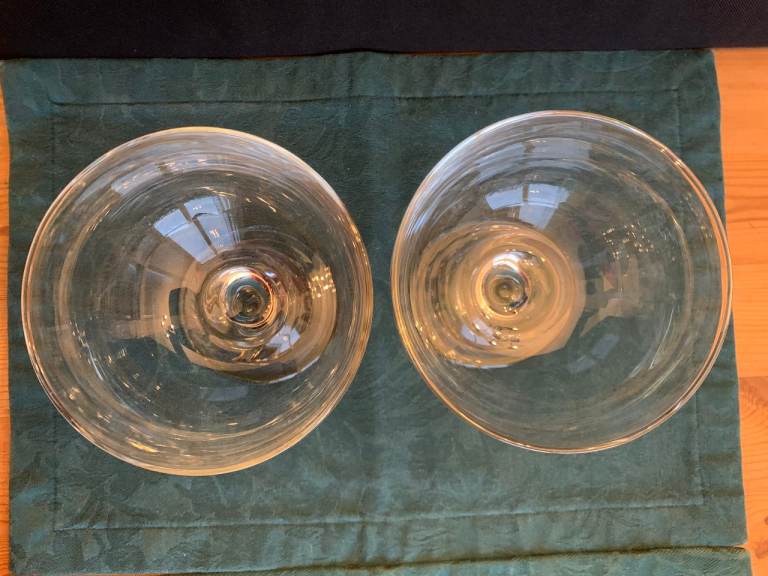 2 large bowl Coupe glasses