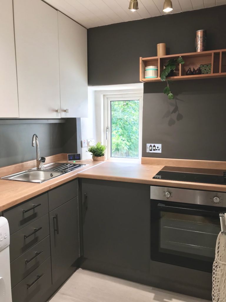 HAWICK, CENTRAL LUXURY MAINDOOR FLAT, LOTHIAN ST. £685 MONTHLY  £685 DEPOSIT
