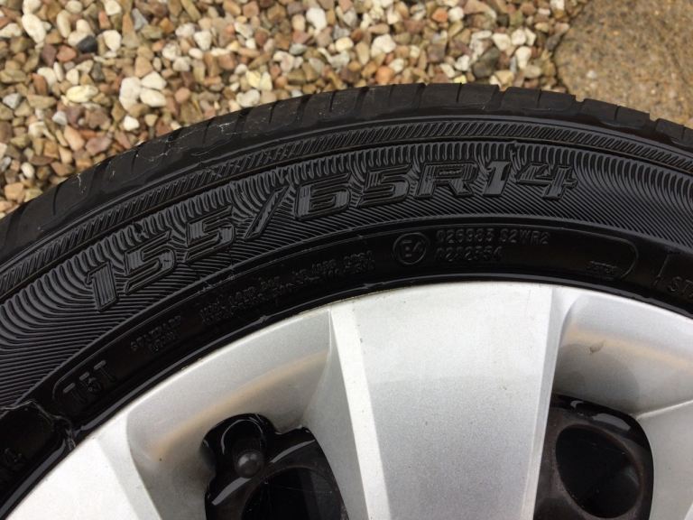4 wheels off Toyota aygo