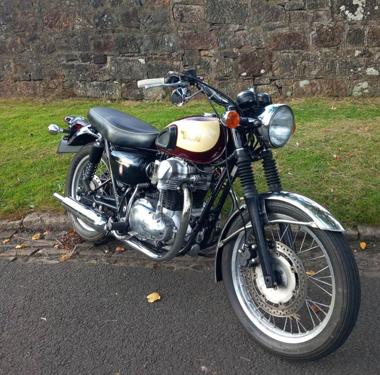 Kawasaki, W 650, 1999, 676 (cc)00