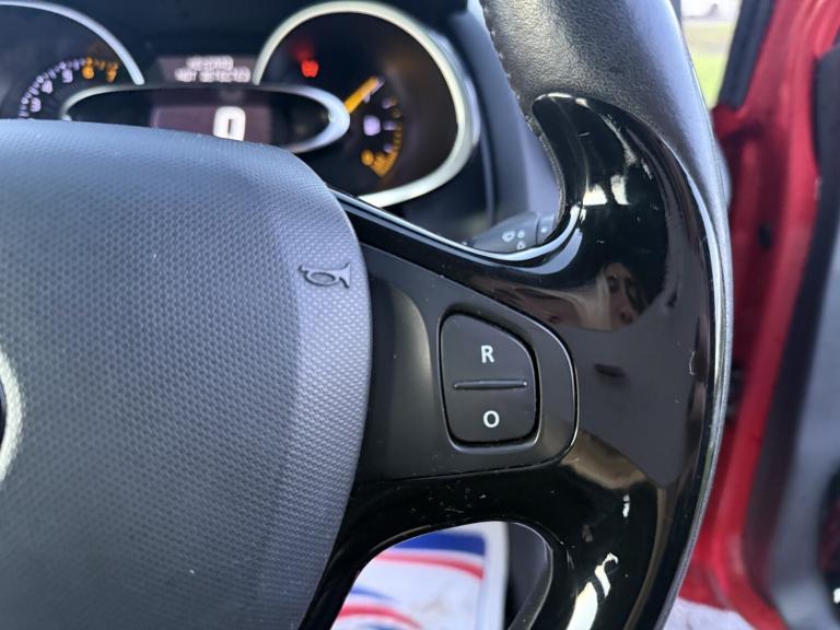 RENAULT CLIO 1.2 Dynamique MediaNav 1.2 16V 75 2015