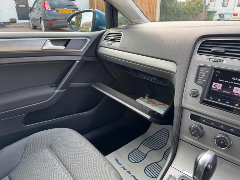 2017 Volkswagen Golf 1.4 TSI BlueMotion Tech Match Edition DSG Euro 6 (s/s) 5dr HATCHBACK Petrol ...