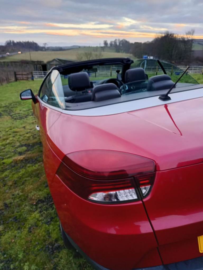 Renault, MEGANE, Convertible, 2010, Manual, 1397 (cc), 2 doors